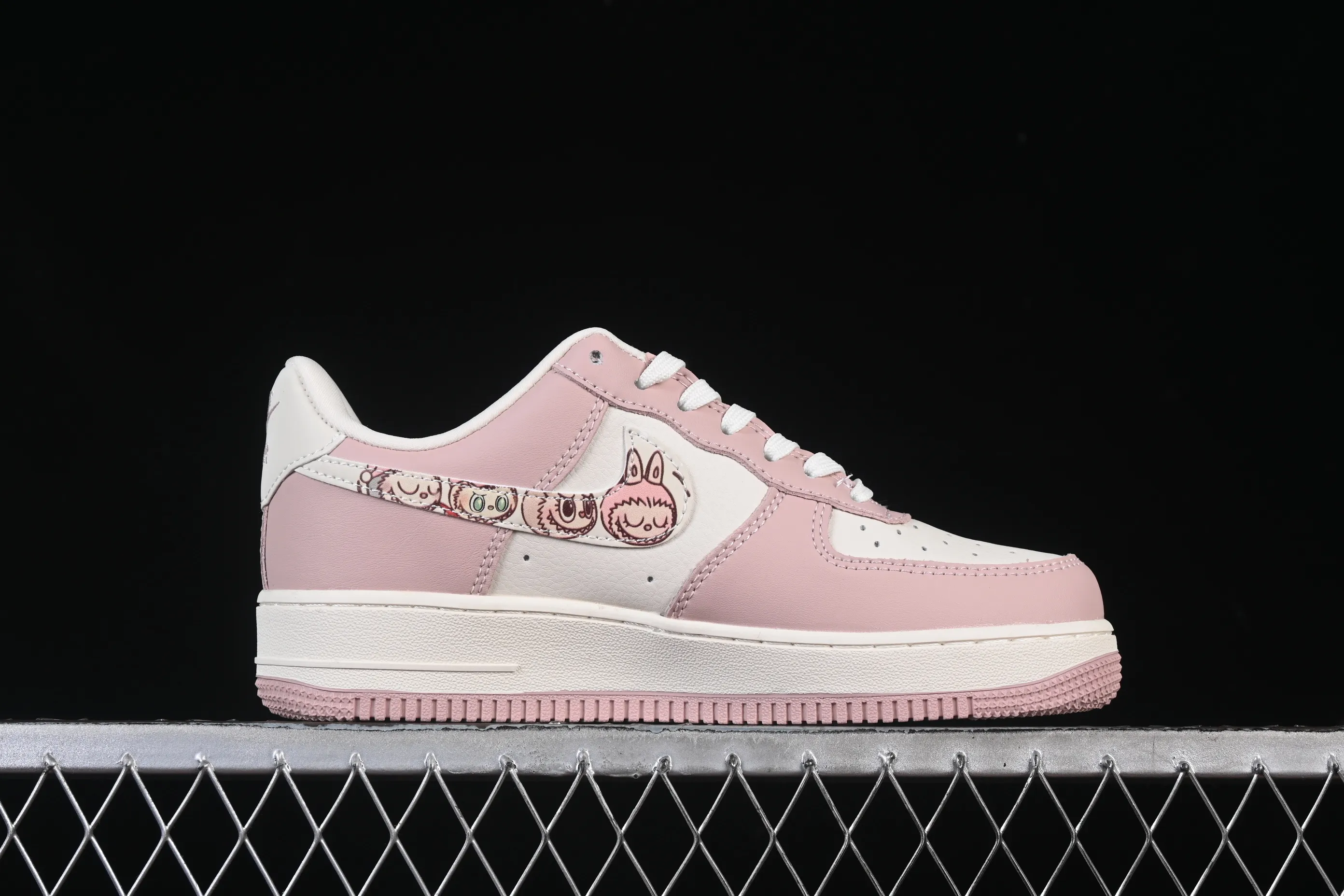 All categories Nk Air Force 1 Air Force series Nk Air Force 1 Low Air Force low-top Nike Air Force 1'07 Low "Virgo" Hand-painted graffiti twelve constellations series Virgo Air Force One low-top casual sneakers Constellation 823-922